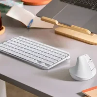 Мышь Logitech Lift (белый) фото 6